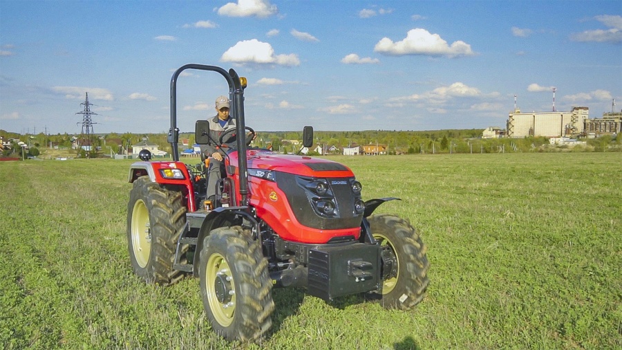 Трактор Solis-Gold | Солис-Голд 50 4x4 8+2 Radial agri 250-85R20 / 340-85R28 (с ПСМ)