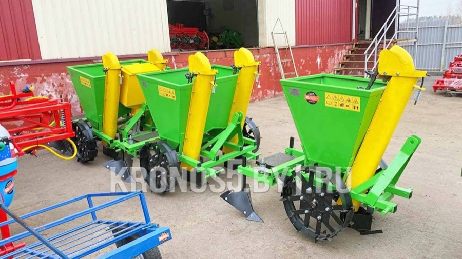 Картофелесажалка Bomet | Бомет S-239 с бачком для удобрений (62,5-67,5 см)